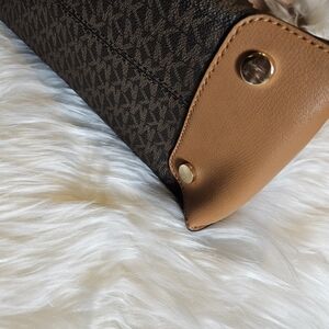 MICHAEL Michael Kors Black and Tan Tote
